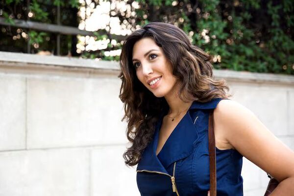  ,   Nura, 44 ,   ,   , c , 