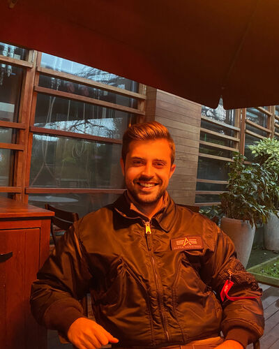  ,   Ali, 25 ,   ,   