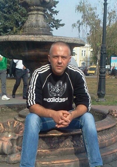  ,   Valentin, 43 ,   ,   , c 