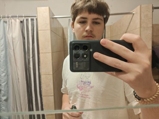  Kunice,   , 18 ,   ,   