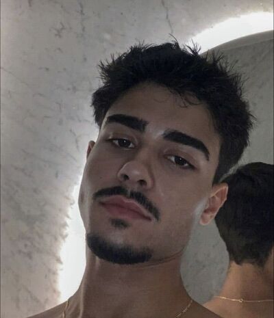  ,   Alican, 29 ,  