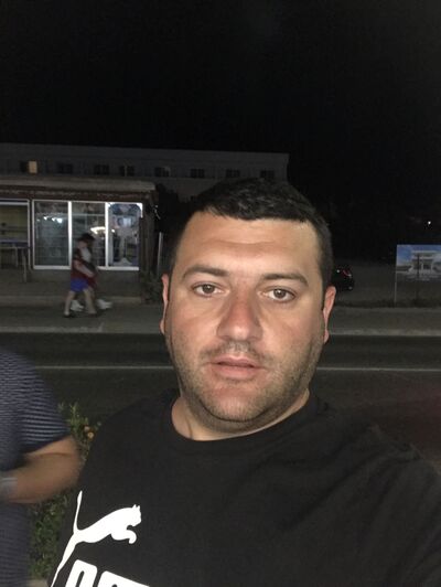  ,   Narek, 34 ,   ,   