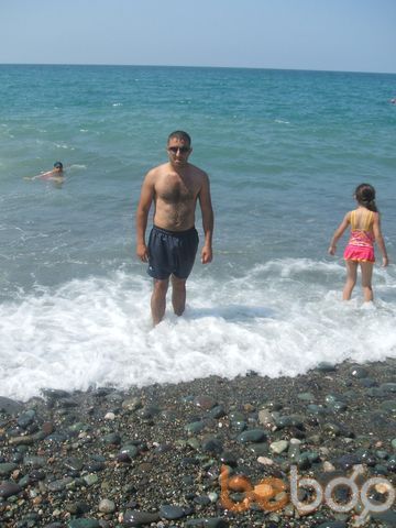  ,   Artur, 40 ,   ,   , c 