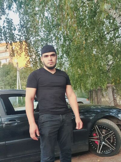  ,   Frenk, 32 ,   ,   