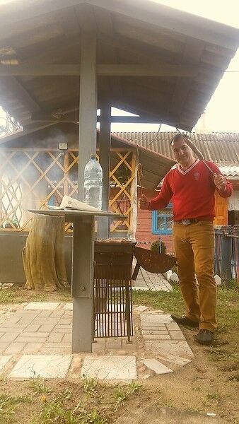  -,   Mikel, 60 ,     , c 