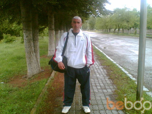  1599675  Vaard, 54 ,    