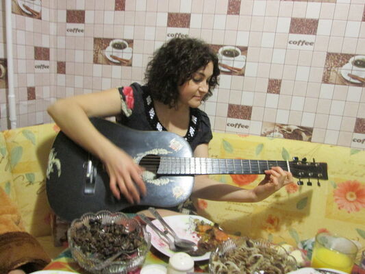  ,   Marina, 47 ,     , c 