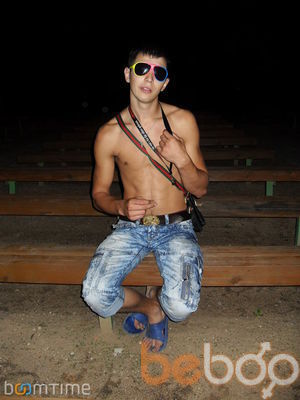  ,   Arnik, 37 ,   