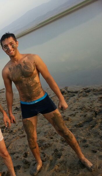  ,   Nurbek, 35 ,   ,   , c 