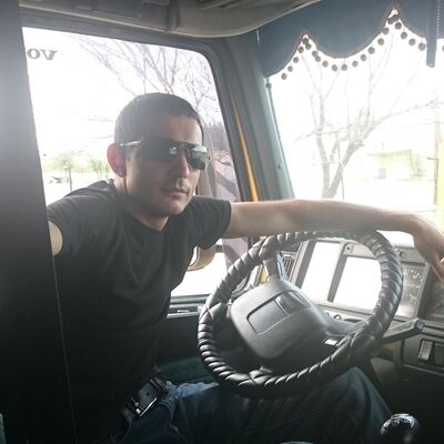  ,   Aleksandr, 37 ,   ,   , c 
