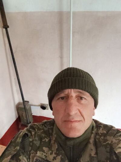  ,   Irog, 42 ,   ,   