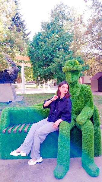  ,   Rina Rush, 25 ,   ,   , c , 