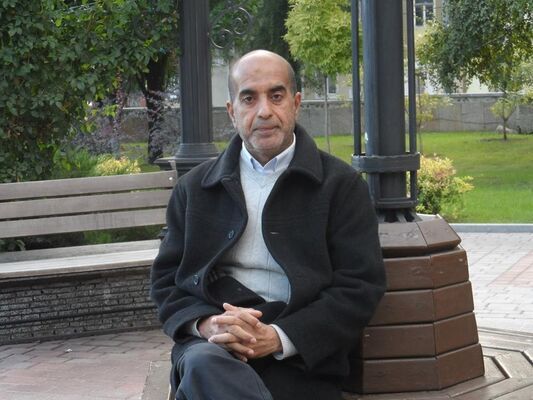  ,   Ali, 55 ,   