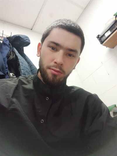  ,   Malik, 22 ,   ,   , c 