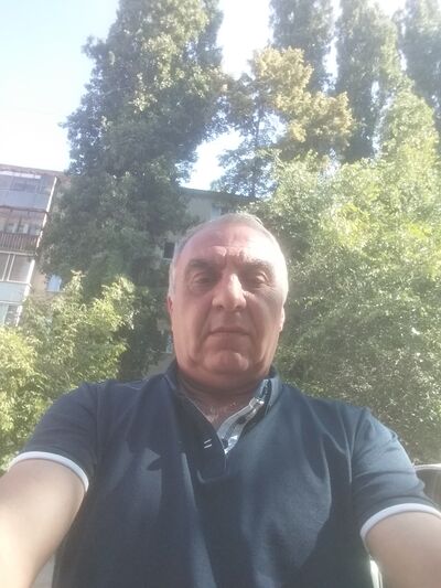  ,   Artur, 57 ,   ,   