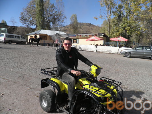  ,   Vadim, 47 ,   
