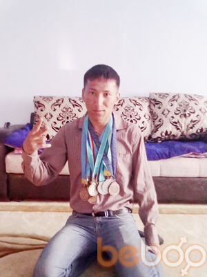  ,   Zhaksylyk, 32 ,   ,   , c , 