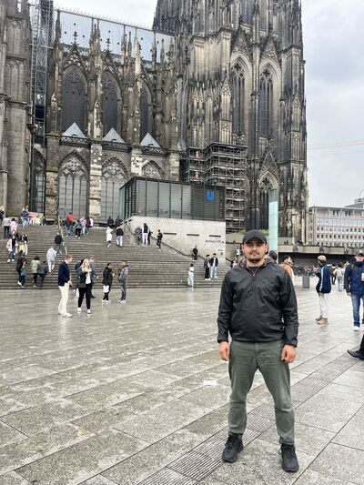  Leverkusen,   Bakh, 27 ,   