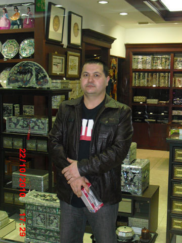  ,   Oybek, 47 ,   