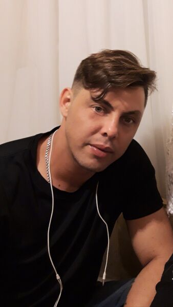  ,   David, 34 ,   ,   , c 