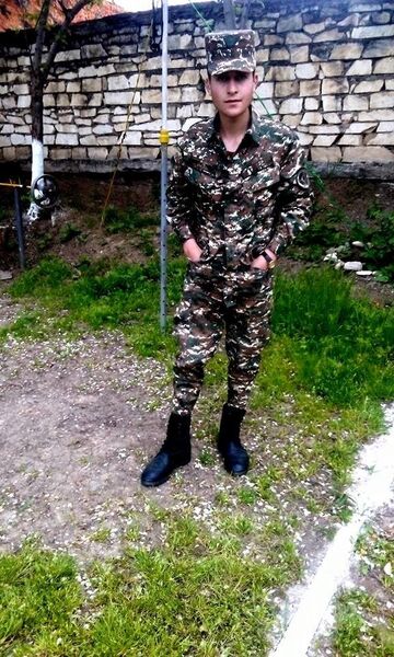  ,   Vahan, 27 ,   