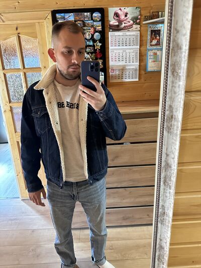  ,   Viktor, 30 ,   ,   