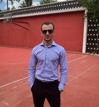  ,   Artur, 24 ,   ,   