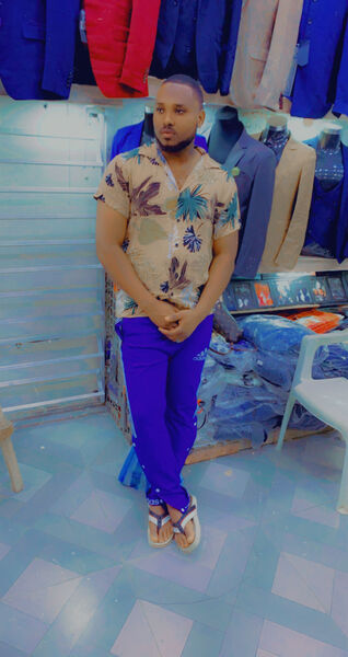  ,   Bravo, 33 ,   ,   