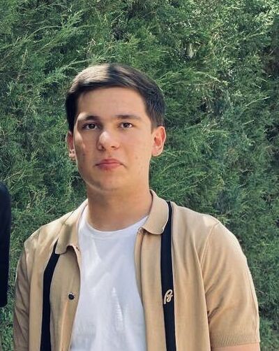 ,   Mustafo, 25 ,   