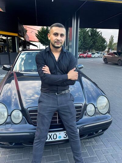  ,   MIhai, 29 ,   ,   