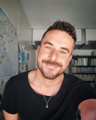  ,   Konstantin, 39 ,   ,   , c 