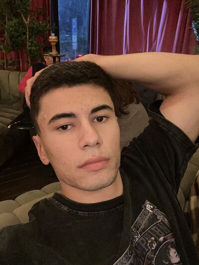  ,   Marton, 23 ,   ,   