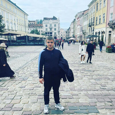  ,   Vladyslav, 35 ,   ,   