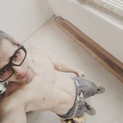 ,   Vladislav, 34 ,   , 