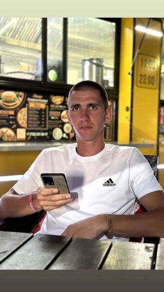  --,   Tolik, 24 ,   ,   , c 