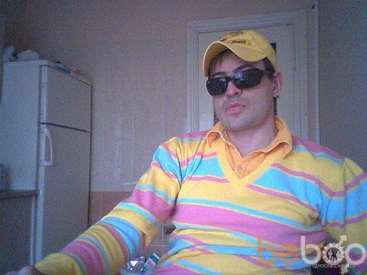  ,   GoodwIN, 48 ,   