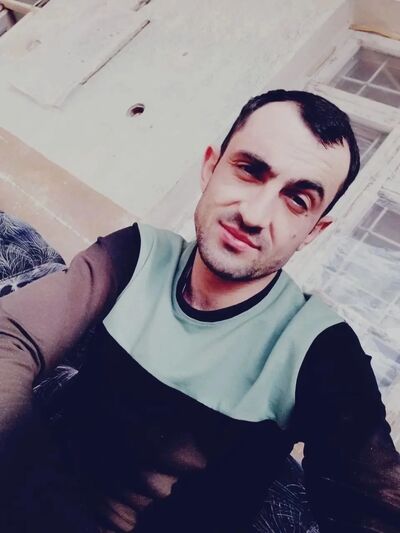  ,   Arman, 31 ,   ,   