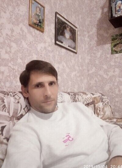  ,   Maksim, 41 ,   ,   , c 