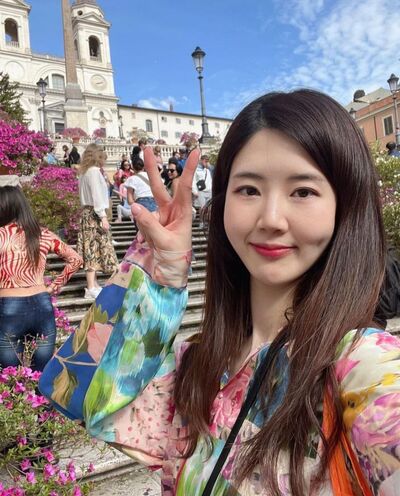  ,   Mandy, 33 ,   ,   