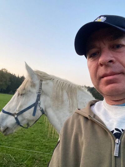  Gera,   Niko, 50 ,     , c 