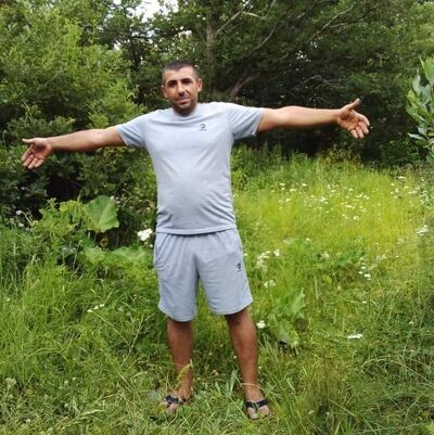  ,   Hayk, 39 ,   ,   