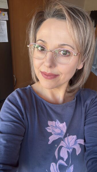  Burstadt,   Mari, 38 ,     , c 