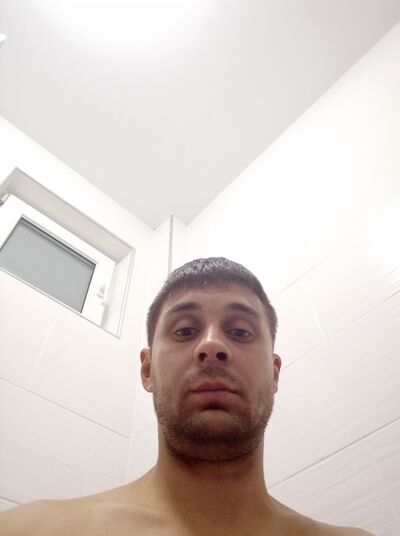  ,   Ruslan, 37 ,   ,   