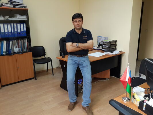  ,   Elshen, 44 ,   