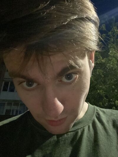  ,   Albert, 24 ,   ,   