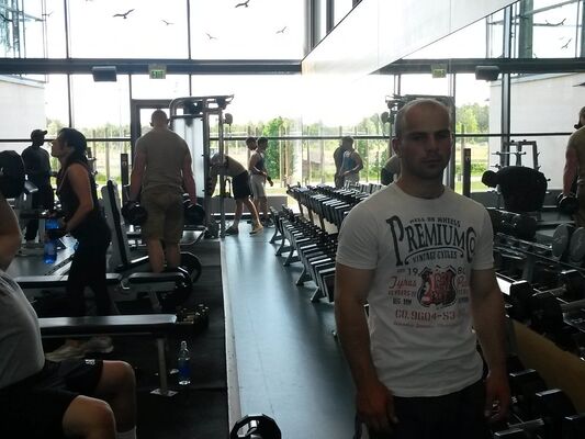  ,   Gio, 34 ,   ,   , c 