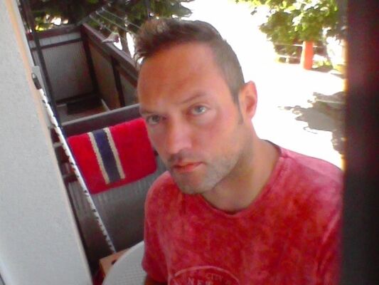 ,   Peter, 44 ,     , c 