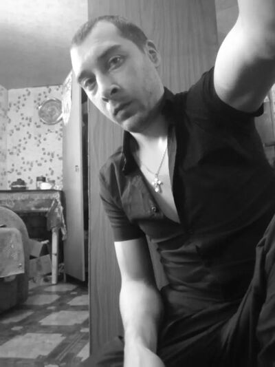  ,   Artem, 32 ,   ,   , c 