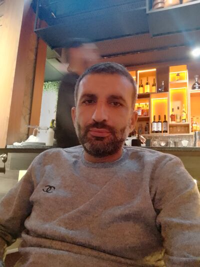  ,   Arman, 39 ,   ,   
