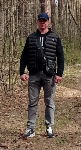  ,   Valery, 42 ,   ,   